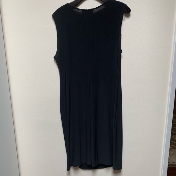 Lovely LBD with red jeweled accent at the waist. - Picture 4 of 6